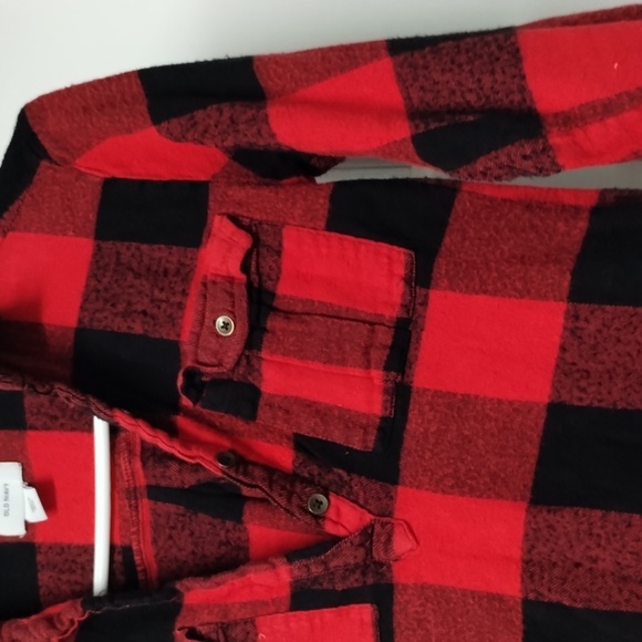 Old Navy size large (10) red and black plaid women blouse sweater top - Picture 4 of 6